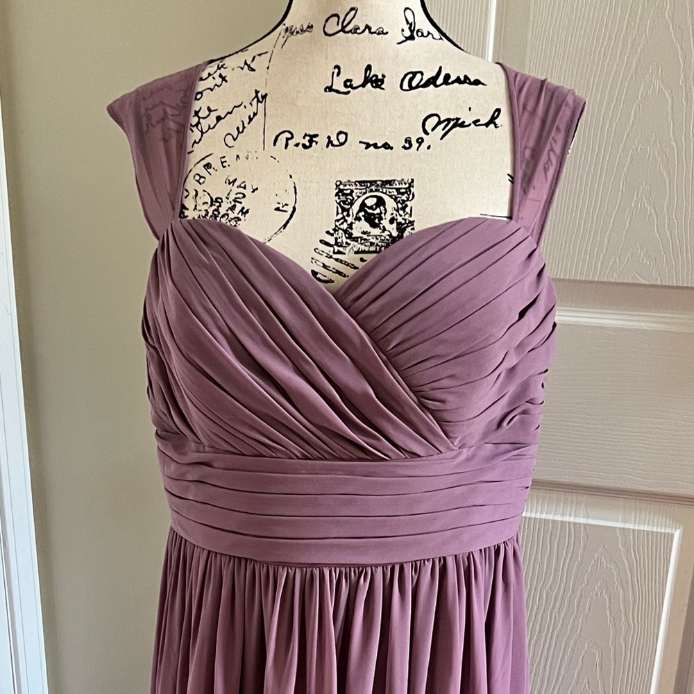Bill Levkoff Bridesmaid Dress Size 20 Mauve/light purple